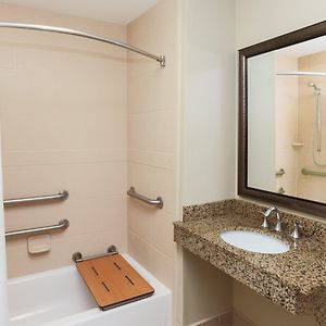Queen Room Mobility or Hearing Access Non-Smoking
